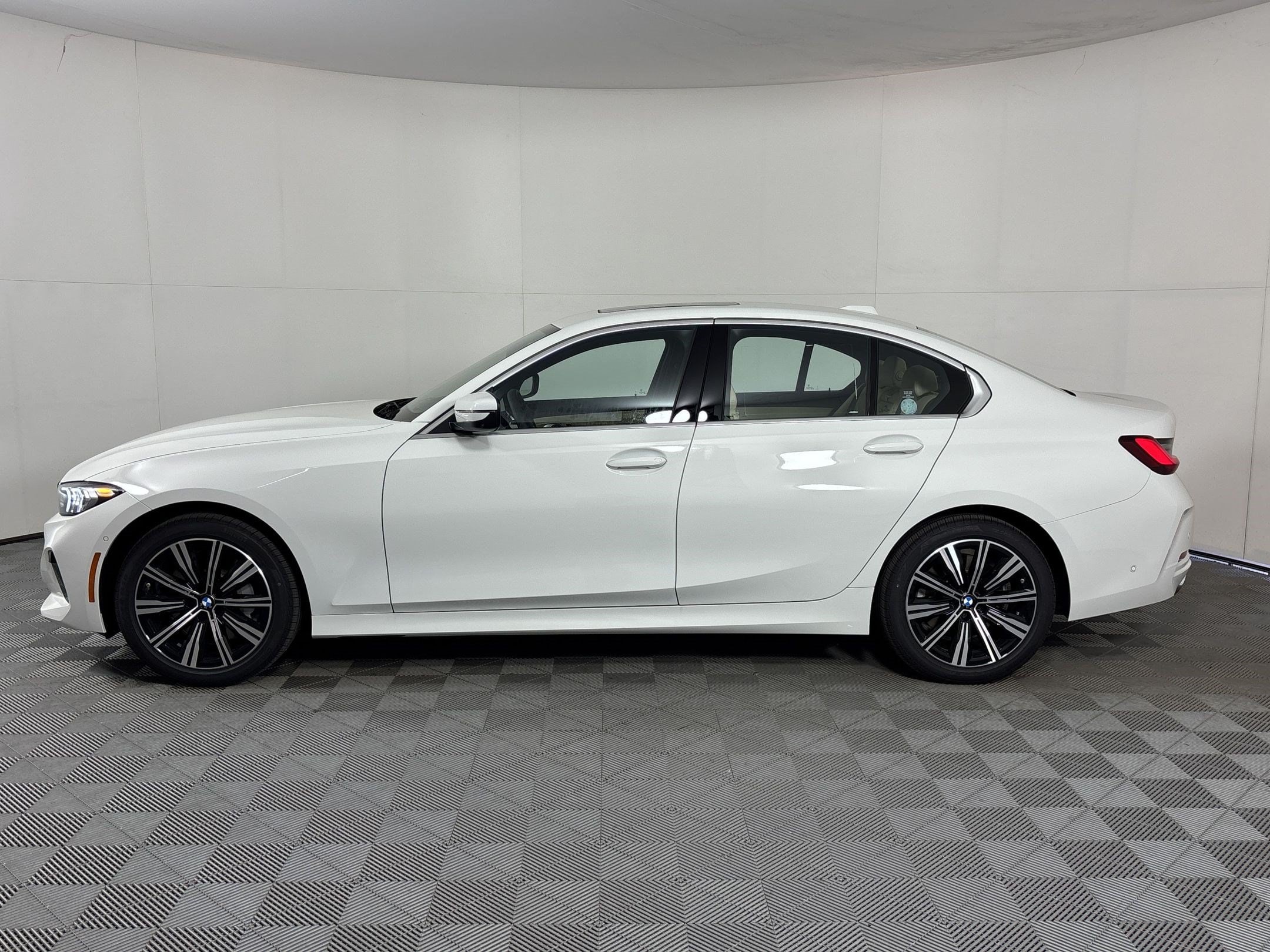 bmw 3 series 2026 WBA13LA00TFW99138 image bmw 3 series 2026 WBA13LA00TFW99138 image